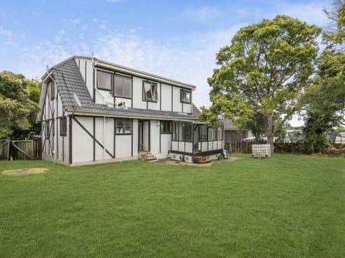 8 Courant Place, Clover Park