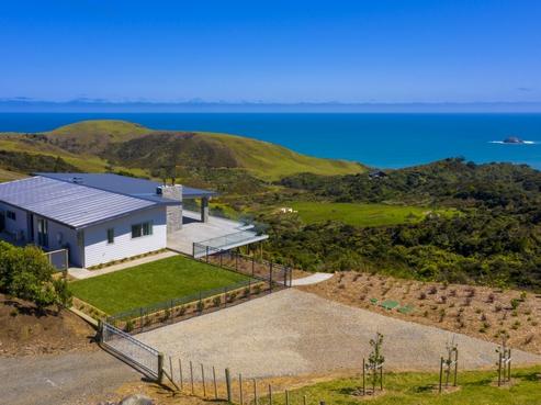 110 Constable Road, Muriwai