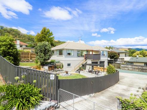 12 Kauri Street, Stoke