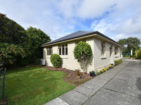 92 Salford Street, Windsor