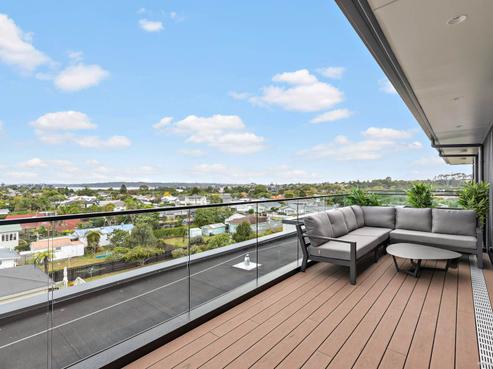 302/9 Walmer Road, Point Chevalier