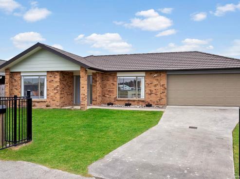 20 Chic Gardens, Parakai