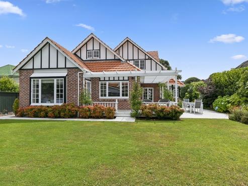 14 Hautana Square, Woburn