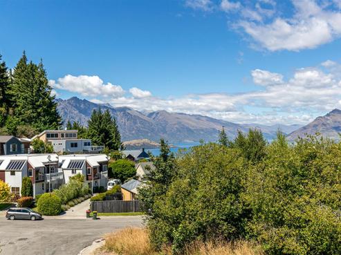 6C Vancouver Drive, Queenstown Central