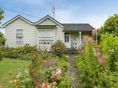 8 Railway Lane, Outram