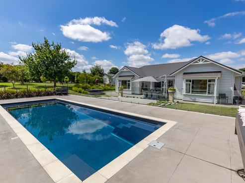 57 Saddleton Road, Clarks Beach
