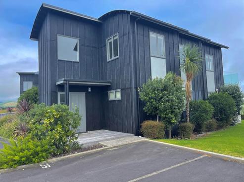 35/101 Harbour Drive, Matarangi