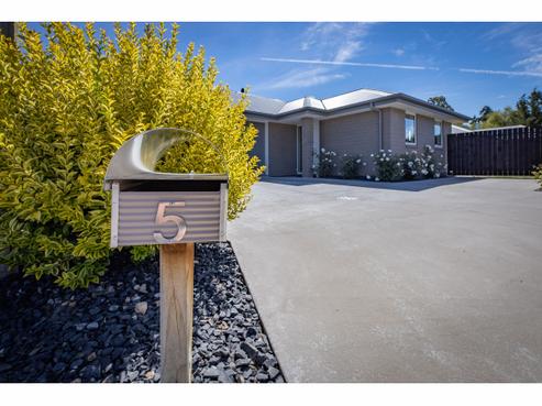 5 Kereru Close, Oxford