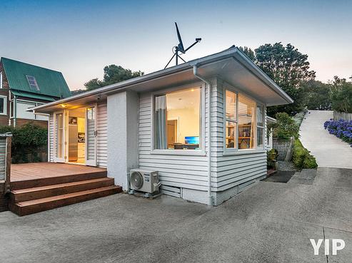 5 Winston Street, Crofton Downs