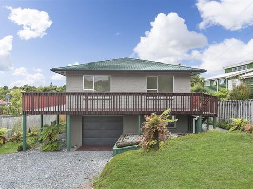 404 Whangaparaoa Road, Stanmore Bay