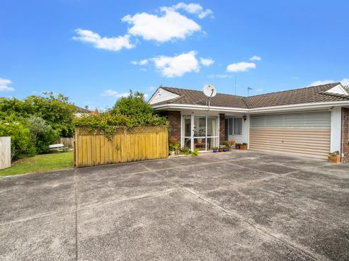 1/14 Kallaroo Place, Botany Downs