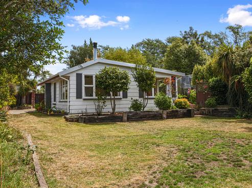 14 Pine Avenue, Kainga
