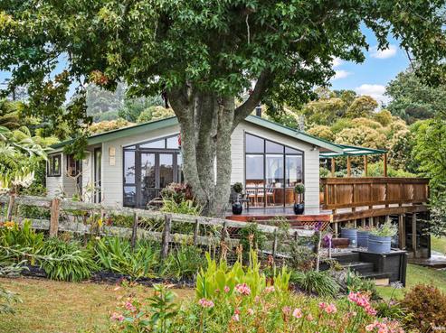670 Monument Road, Clevedon
