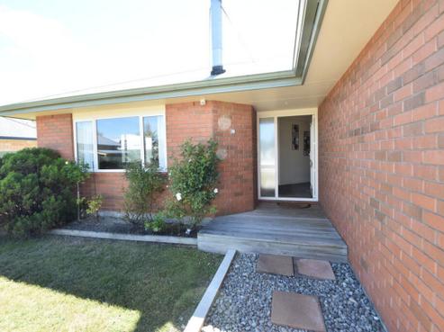 6 Rhoboro Road, Twizel