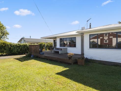 24 Ngapapa Street, Urenui