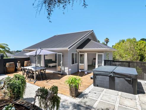 11 Kensington Terrace, Gulf Harbour