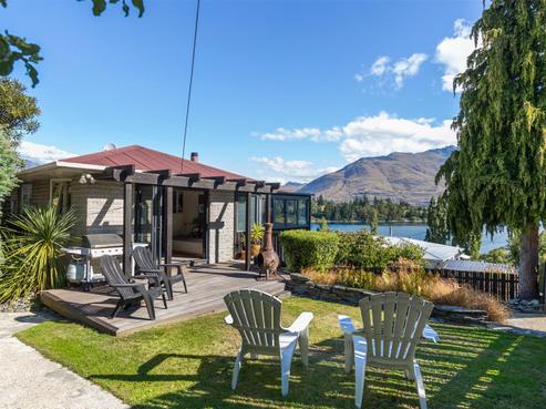 9 Suburb Street, Queenstown Central