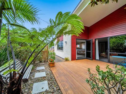 28 Pohutukawa Place, Bell Block