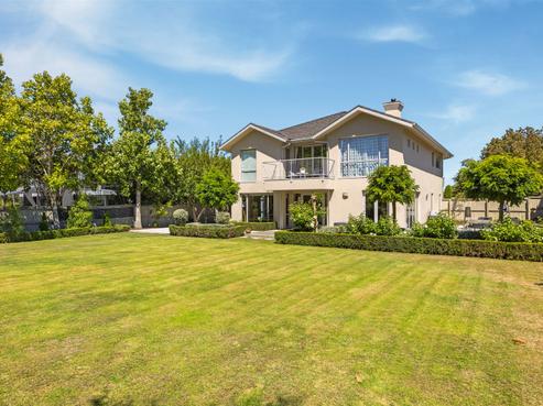 296 Gardiners Road, Harewood