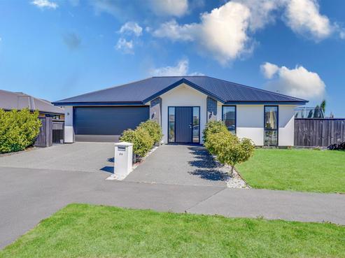 24 Four Peaks Drive, Aidanfield