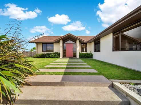 96 Whenuku Road, Normanby
