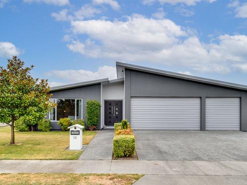 32 Pacific Avenue, Poraiti