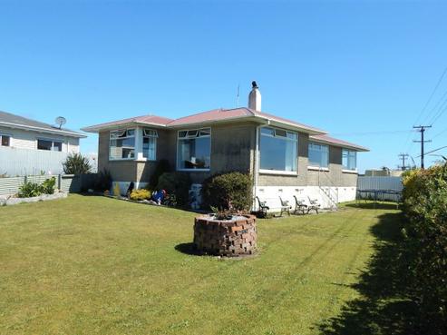 1 West Drive, Hokitika