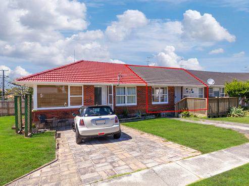 2/13 Creamer Avenue, Belmont