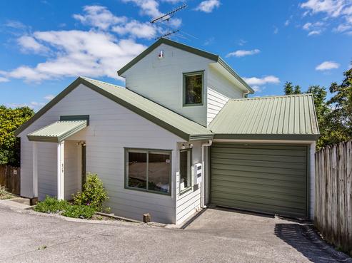 2/9 Grenadine Place, Unsworth Heights