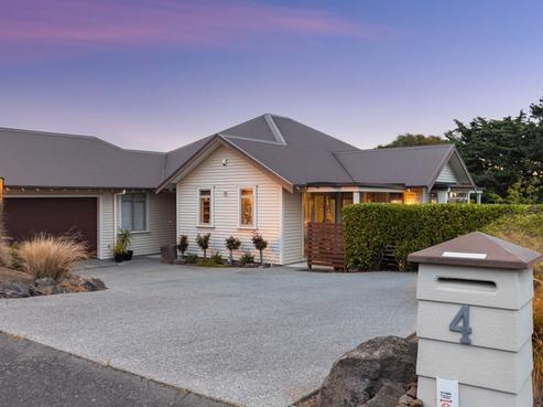 4 Watlings Place, Kennedys Bush