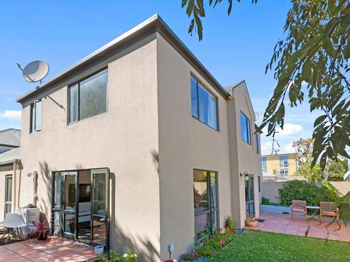 64A Champion Street, Edgeware