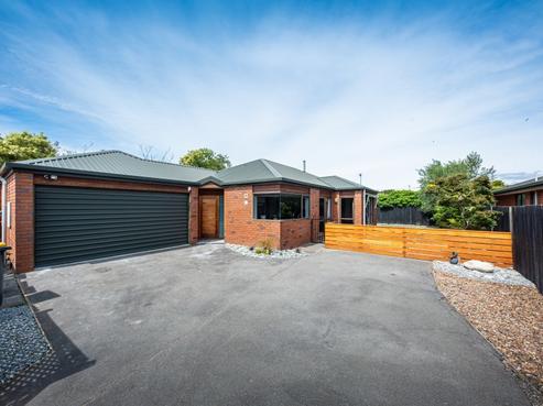 2/15 Jocelyn Street, Casebrook