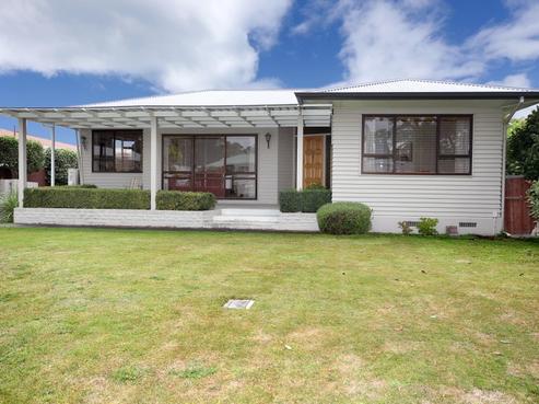 807 Oxford Street, Saint Leonards