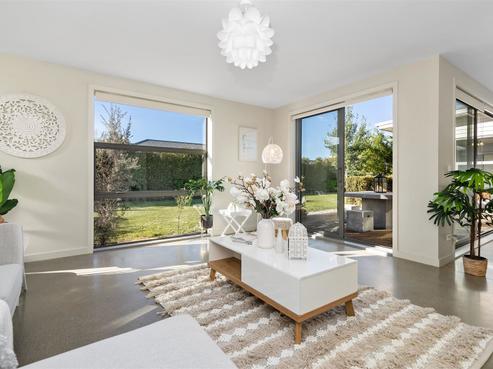 12 Mystery Grove, Lake Hayes Estate