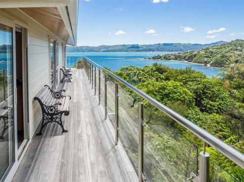 59 Waitohu Road, York Bay