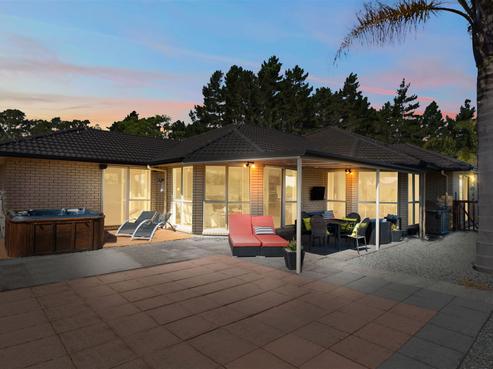 8 Bretts Place, Kauri
