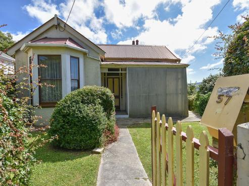 57 Sligo Terrace, Roslyn