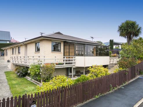 2 Beverley Place, Waverley
