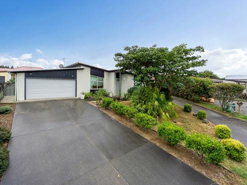 11 West Palms Way, Pukekohe