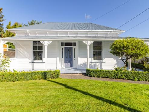 18 Glasgow Street, Whanganui Central
