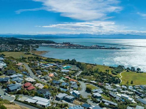 60 Davies Drive, Atawhai