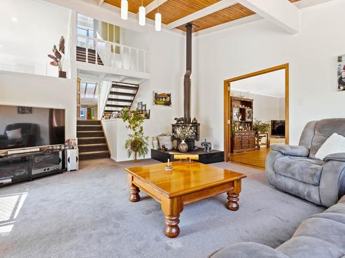 125 Wirihana Road, Titirangi