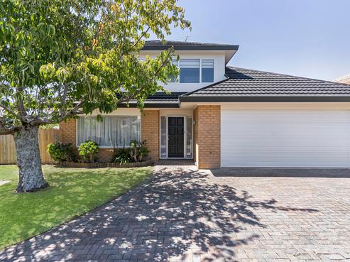 1/24 Headcorn Place, Botany Downs