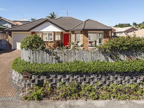 11 Angel Way, Stanmore Bay