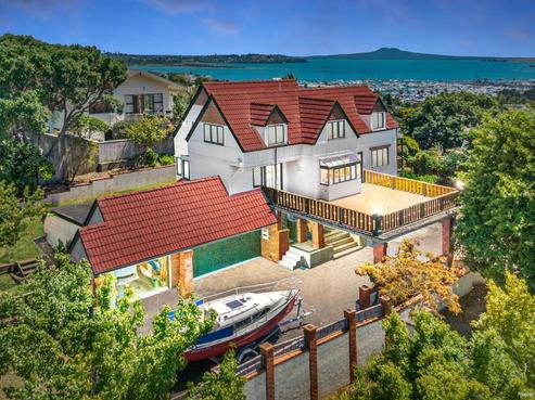 22 Mark Edward Drive, Half Moon Bay