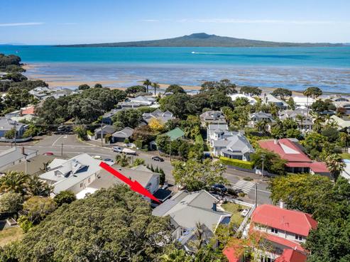 53 Tainui Road, Devonport