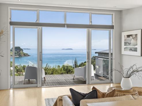 44 Hill Road, Palm Beach