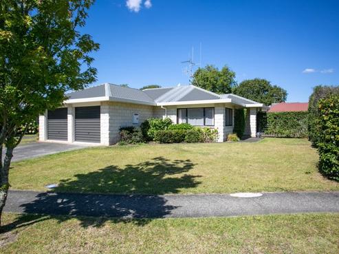 7 Hilliard Place, Leamington