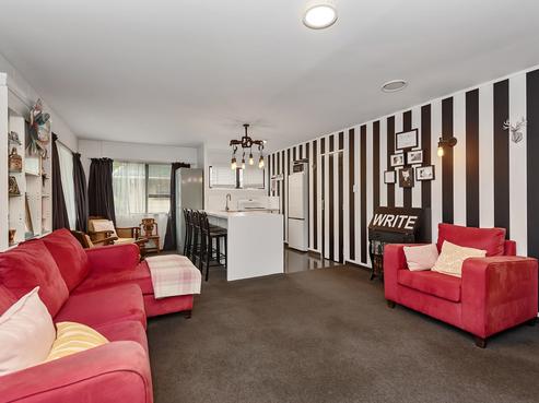 2/16 Wellington Street, Hamilton East