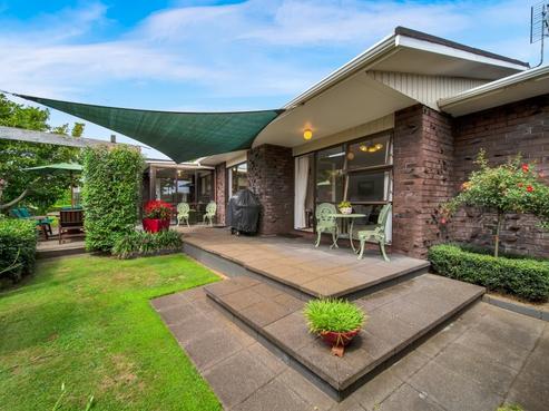 19 John Guthrie Place, Merrilands